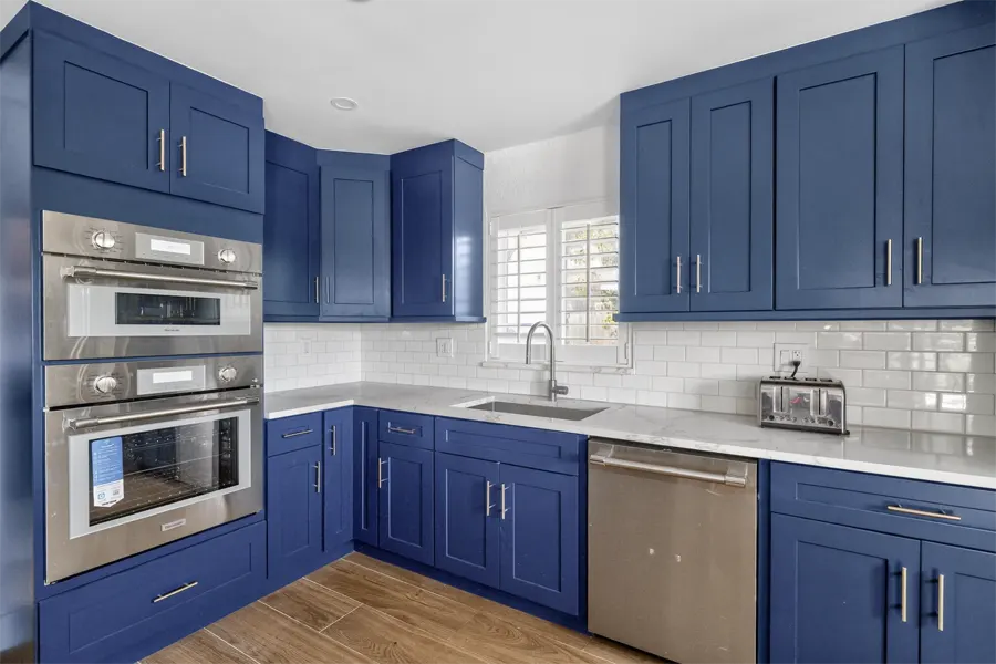 Las Olas Residences — Full Unit