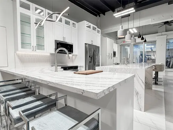 Showroom display 15